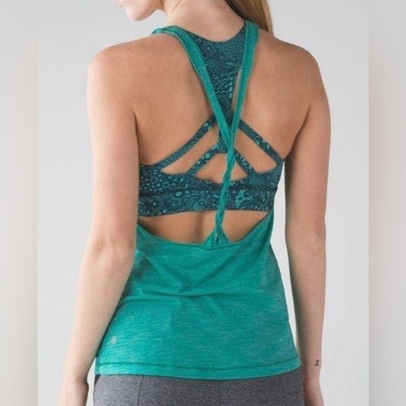 lululemon athletica Tops - 🌟HP🎉 Lululemon Twist and Toil Tank